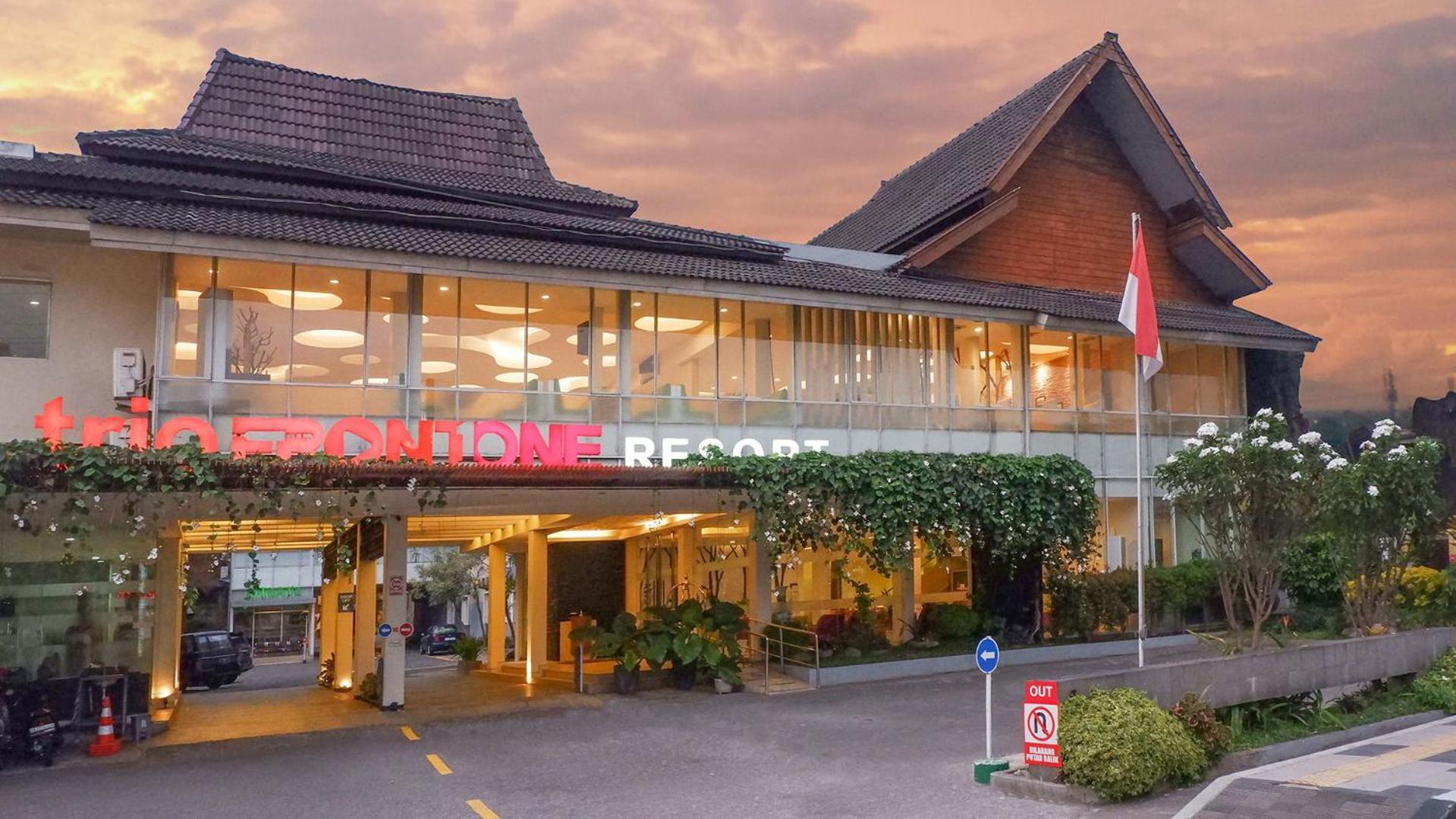 Front One Resort Magelang Kültér fotó